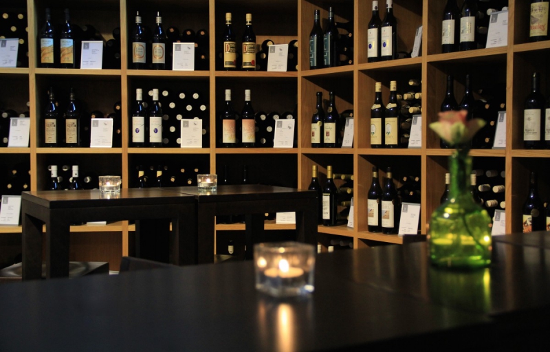 vitrine-BELGENTIER-min_wine_vinorama_wine_bottle_cellar_red_wine_wines_storage_wine_rack-1077047